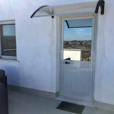 Casa Elvira Basilico * San Valentino in Abruzzo Citeriore